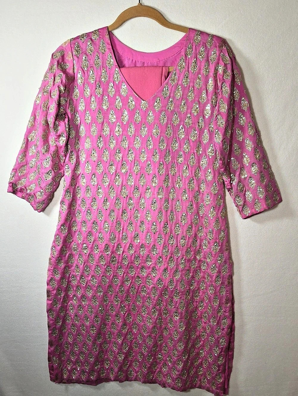Handmade In India Pink Embellished Tunic Set and Sari